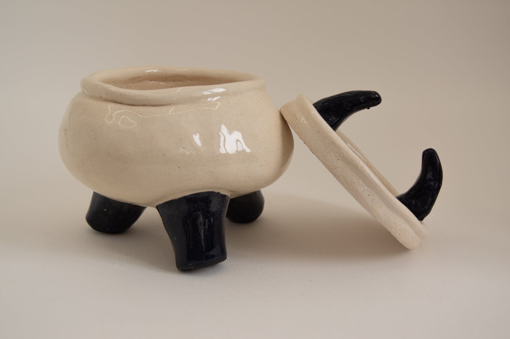 ceramic box with blue horns